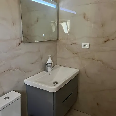 Apartment Richi Tirana
